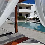 Narkissos Hotel 2*