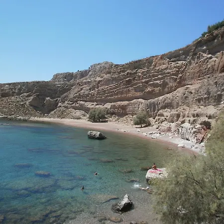 Narkissos فندق 2*