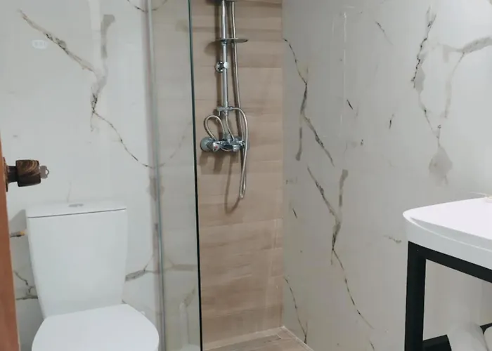 ホテル Narkissos 2*