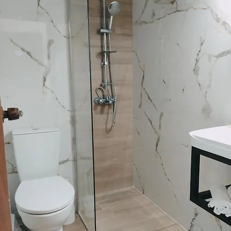 酒店 纳基索斯酒店 2*